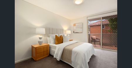 Coastal Elegance Meets Urban Convenience - Photo 4