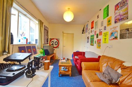 5 bedroom house to rent - Photo 2