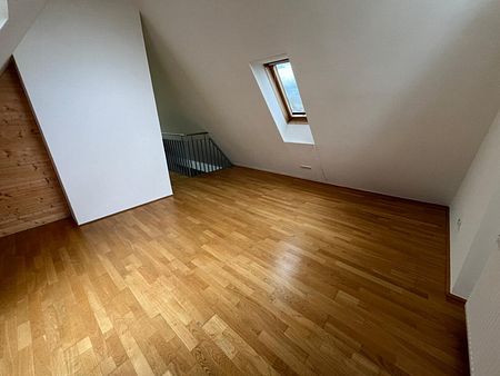 Moderne Dachgeschoßwohnung mit Galerie im Nonntal - Photo 5