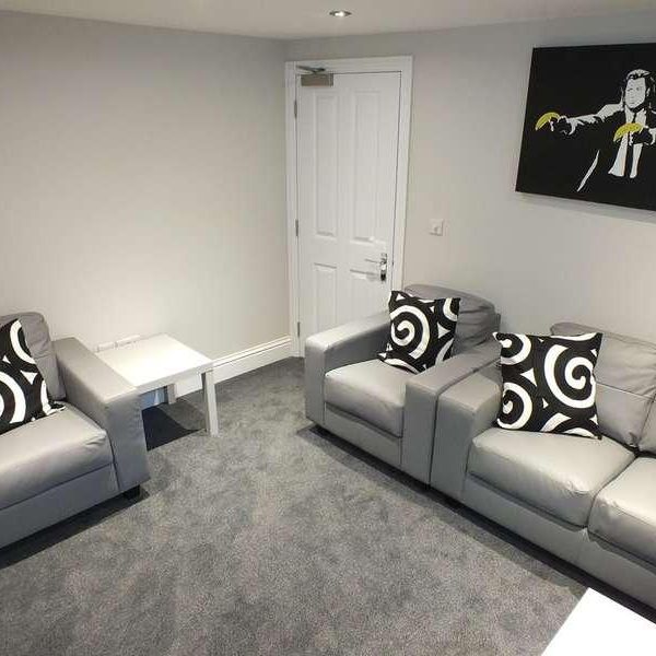 Jesse Terrace, Reading, RG1 - Photo 1