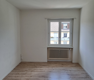 HELLE UND ZENTRALE WOHNUNG ZU VERMIETEN - Photo 3