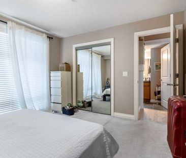 Modern Elegance And Urban Convenience: 2 Bed, 2 Bath Condo At 'the ... - Photo 3