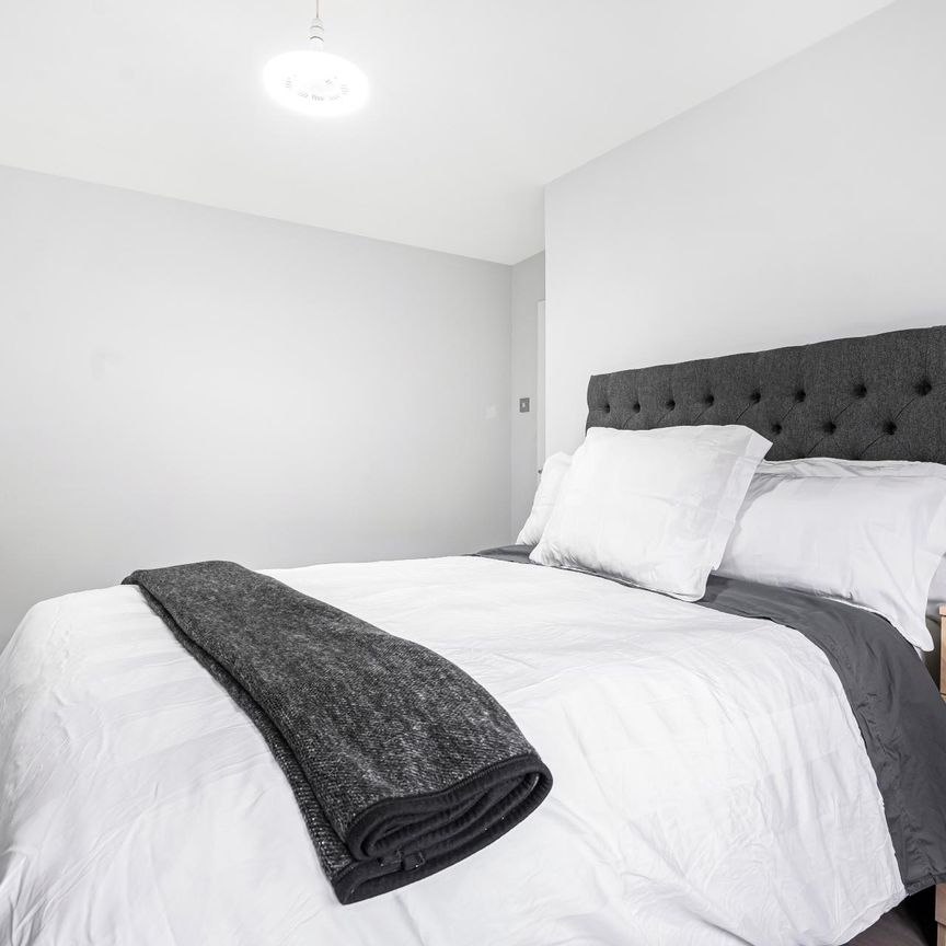 Harewood Terrace - Photo 1