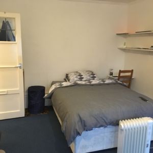 1 Bedroom Studio - Photo 2