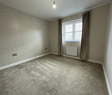 Cayton Drive, Thornaby, STOCKTON-ON-TEES - Photo 5