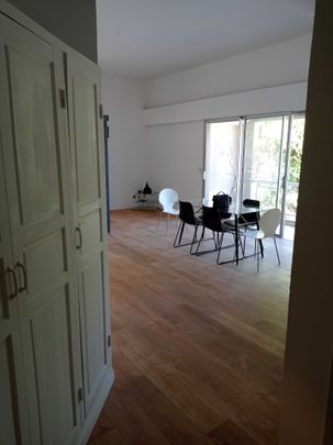 Location Appartement 1 pièce 45m² ST PAUL 97434 - Photo 1