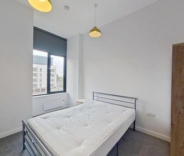 2 bedroom flat to rent - Photo 3