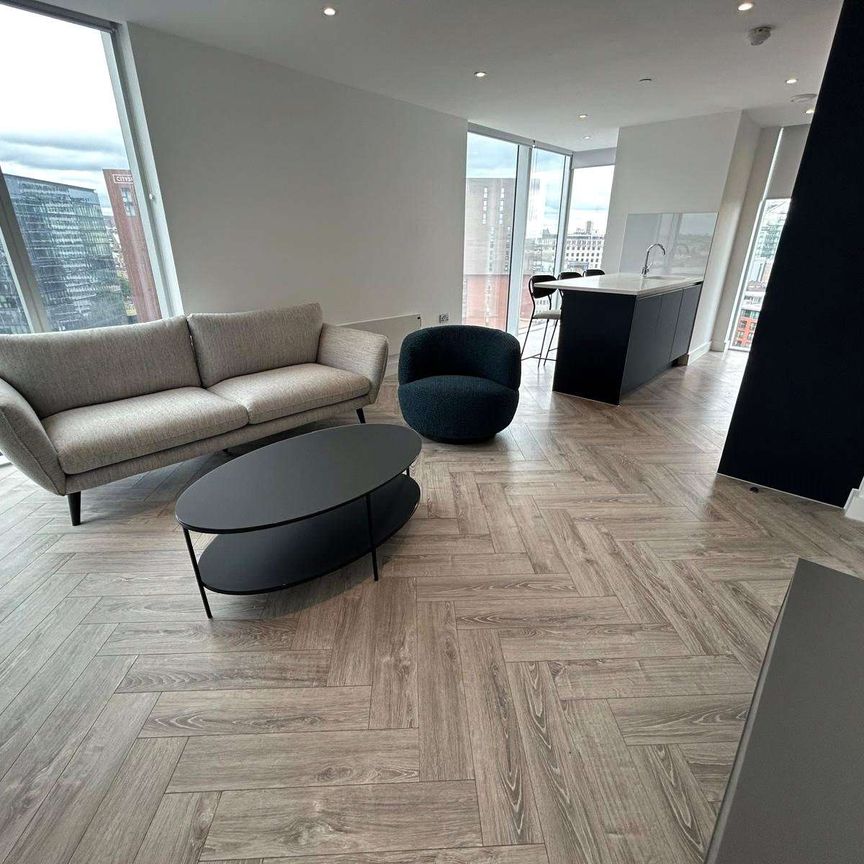 Exceptional Fully Furnished Two Double Bedroom Apartment with unrivalled facilities in the Exclusive Cortland Development, Colliers Yard. - Photo 1