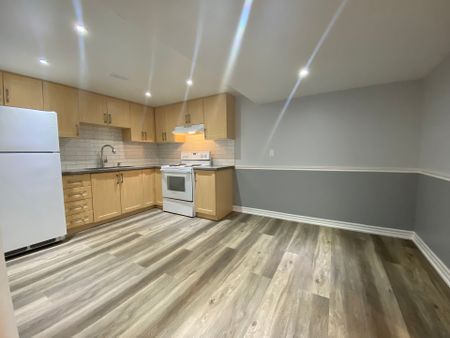 For Lease - 45 Ternhill Crescent, Toronto, Ontario - Photo 4