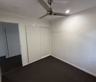 Beautiful 4-Bedroom Family Home with Study & Outdoor Entertaining Area - Photo 6