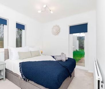 4 bedroom bungalow to rent - Photo 2