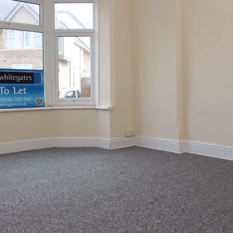 West Hill Drive, Mansfield, Mansfield, Notts, NG18 - Photo 1