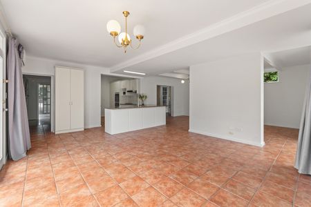 6 Lascelles Avenue, Beaumont SA 5066 - House For Rent | Domain - Photo 4