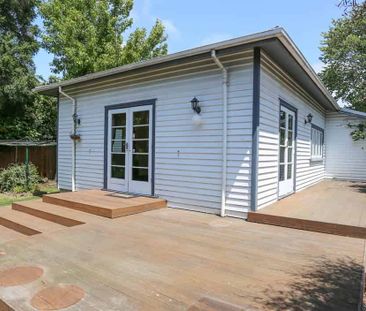 4 Bedrooms - Double Glazed - Great School Zones! - Photo 4