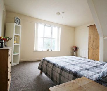 1 bedroom in a house share to rent - Photo 5