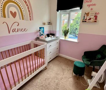 3 bedroom semi-detached house to rent - Photo 4