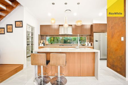 A Near New Aesthetically Designed Spacious Family Home - Photo 2