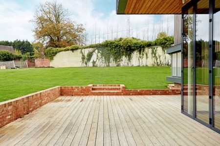 Argos Hill, Crowborough - Photo 4