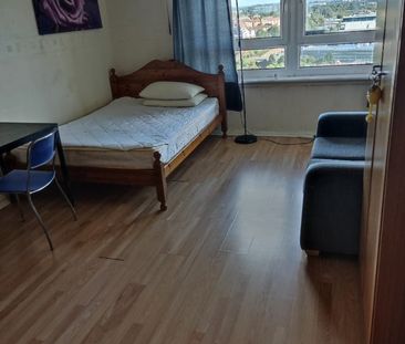 Room in a Shared Flat, St Mungo Place, G4 - Photo 4