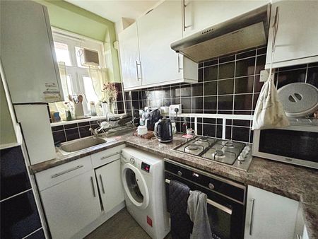 Tulse Hill, London, SW2 2LU - Photo 4