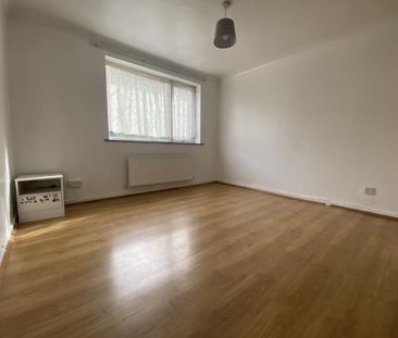 4 bedroom detached house to rent - Photo 5