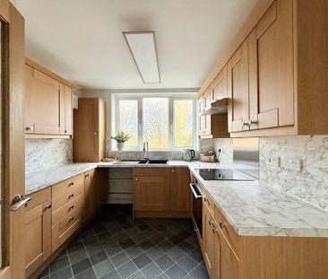 3 bedroom apartment to rent - Photo 5