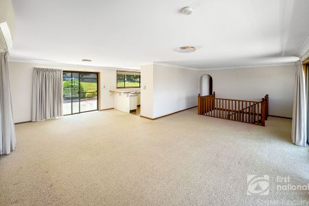 4 Bedroom Pioneer Home - Photo 3