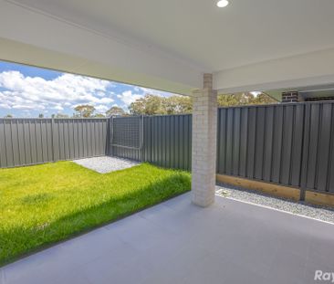 STUNNING 4-BEDROOM DUPLEX IN FORSTER!! - Photo 6