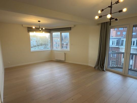 Appartement te huur - Photo 1