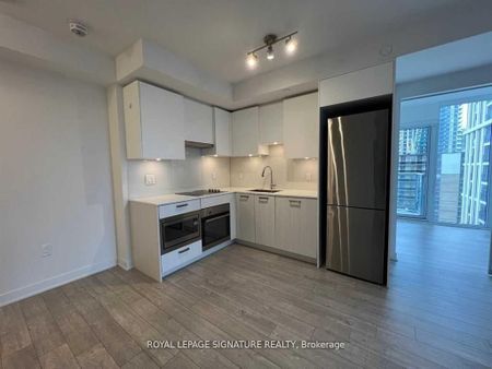 For Lease - 195 Redpath Avenue Unit# 912, Toronto, Ontario - Photo 2