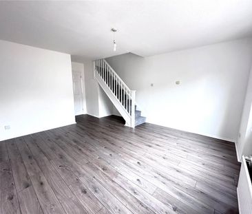 2 bedroom end of terrace house to rent - Photo 1