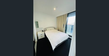 Furnished 1-Bedroom Apartment – Swanston Central, Carlton - Photo 3