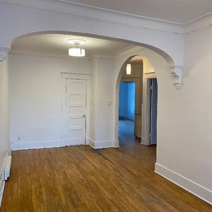 Logement 6 1/2 métro Cadillac - Photo 2