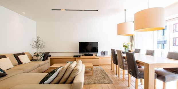 Appartement te huur in Knokke voor € 1.400 met 2 slaapkamers - Photo 1