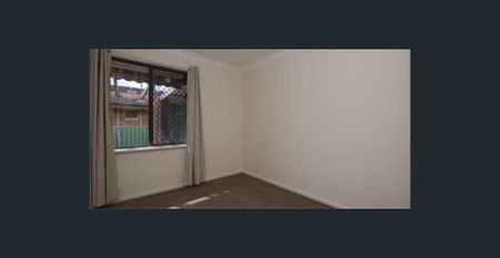 Under Contract - Photo 4