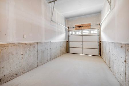 For Lease - 20 Silo Mews, Barrie, Ontario - Photo 3