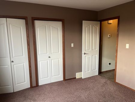 Full House in the lovely suburb of Inglewood - Photo 4