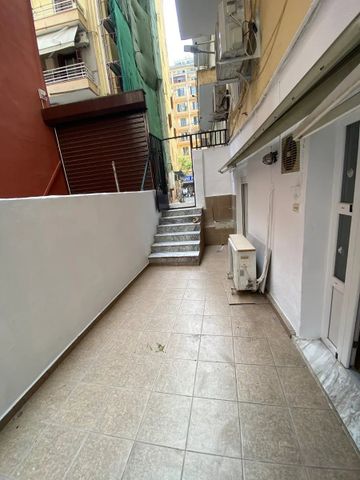 Studio/Γκαρσονιέρα για ενοικίαση Πλατεία Ναυαρίνου (Κέντρο Θεσσαλονίκης) - Photo 2