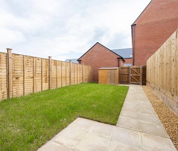 4 bedroom terraced house to rent - Photo 3