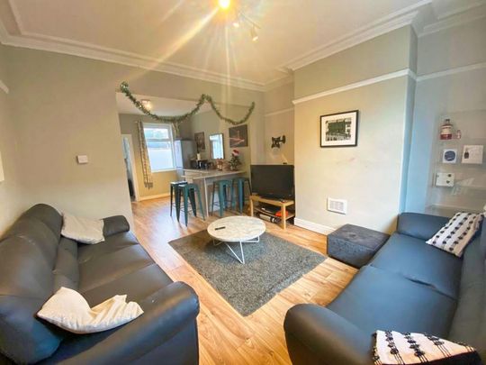 4 bedroom house share to rent - Photo 1