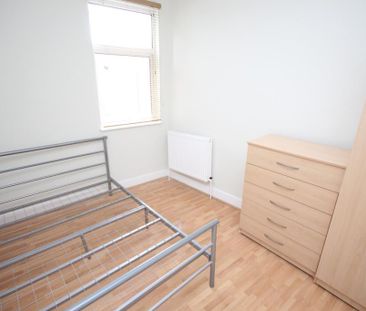 3 bedroom terraced house to rent - Photo 6