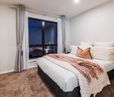 Modern Weymouth Living, 2 Bedrooms + Study - Photo 4