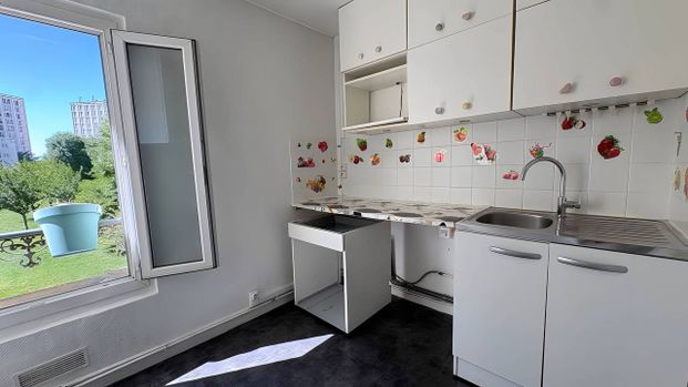 Location Appartement 2 pièces 37m² EPINAY SUR SEINE 93800 - Photo 1