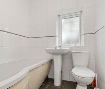 Patterdale Avenue, Warrington - Photo 6