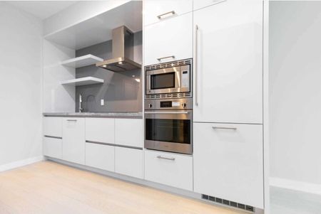 For Lease - 2221 Yonge Street Unit# 2510, Toronto, Ontario - Photo 3