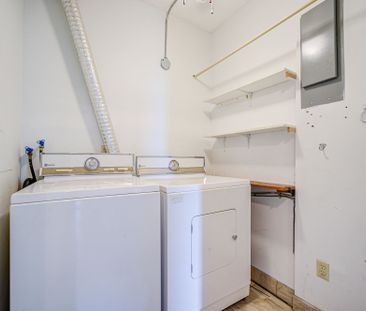 For Lease - 5250 Lakeshore Road Unit# 809, Burlington, Ontario - Photo 4