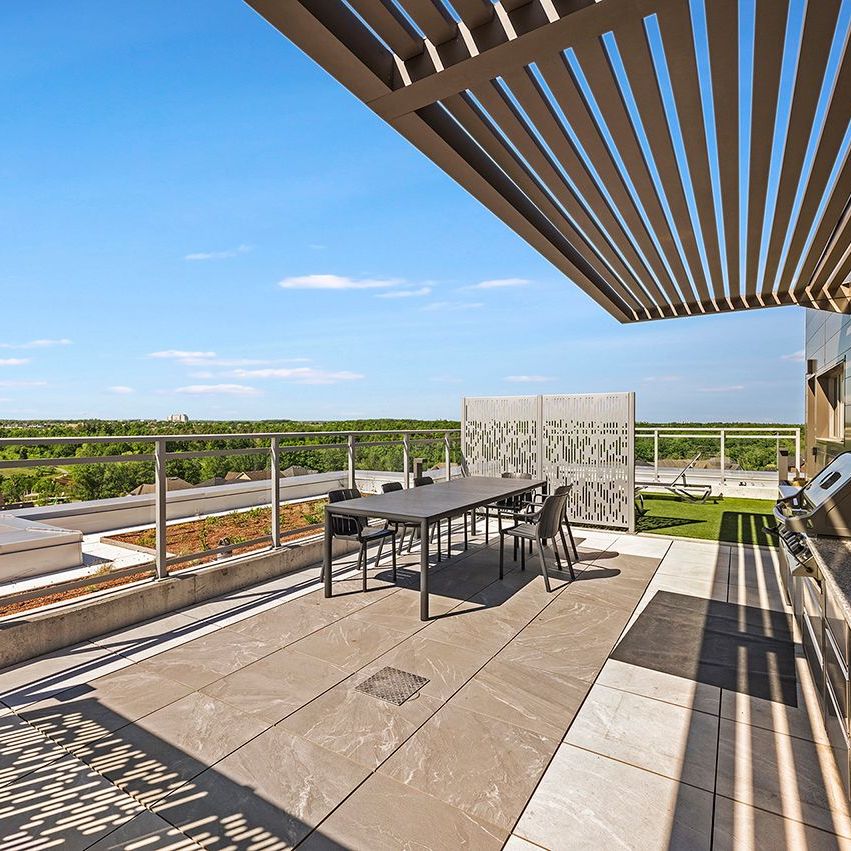 For Lease - 2501 Saw Whet Boulevard Unit# 619, Oakville, Ontario - Photo 1
