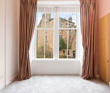 1/2, 18 Queen Margaret Drive - Photo 1