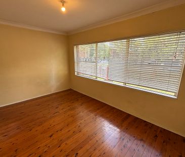 View Wednesday at 4.40pm - 4.55pm - Photo 5