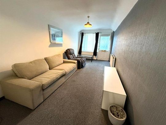 2 bedroom detached bungalow to rent - Photo 1